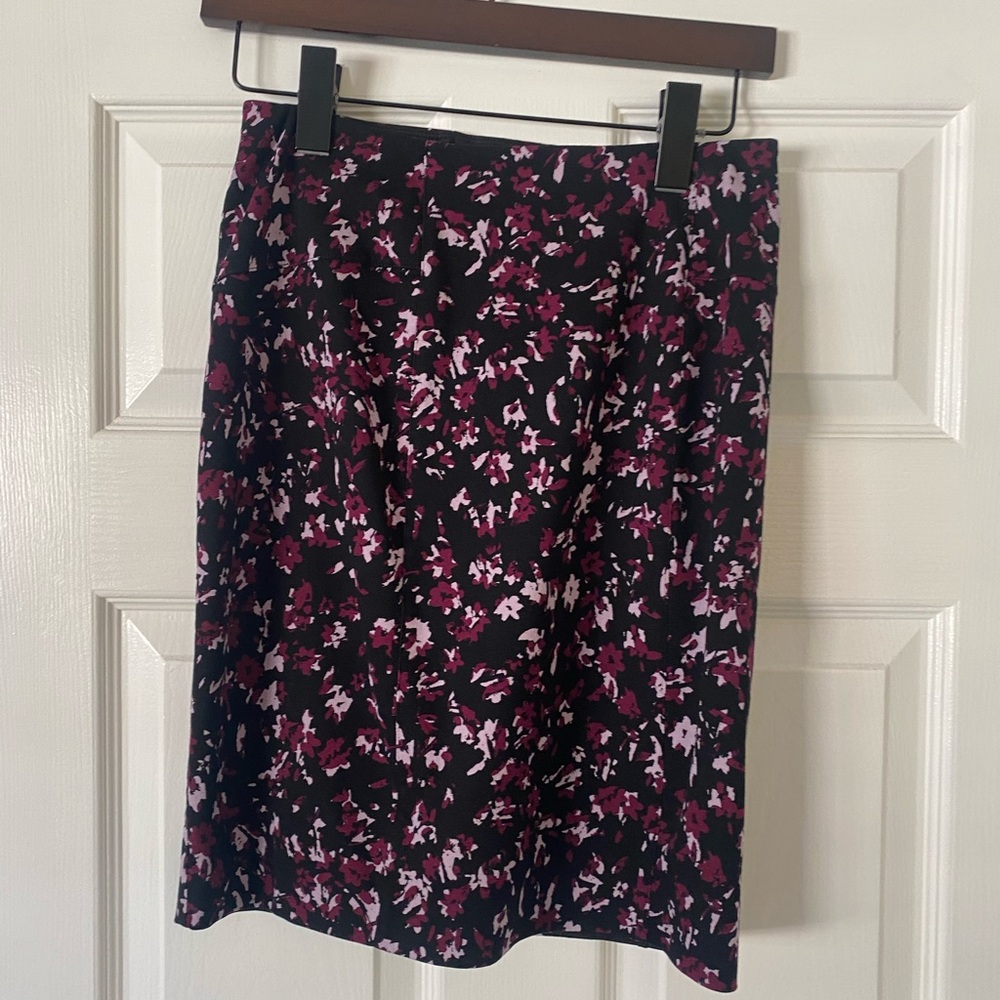 Lysse Black and Pink Floral Pencil Skirt